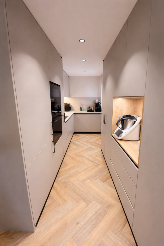 203bd77e-d1db-4f49-b3ac-dd1631dd7f60